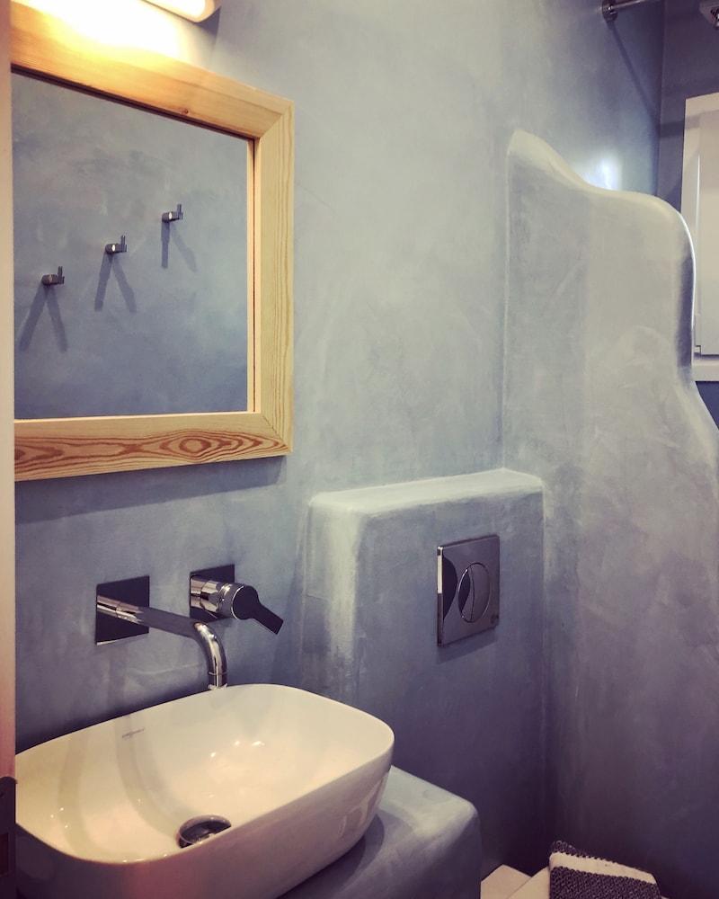 Blu August Private Residences