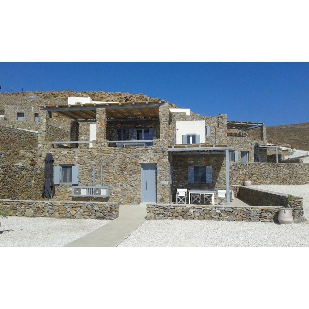 Cape Suites