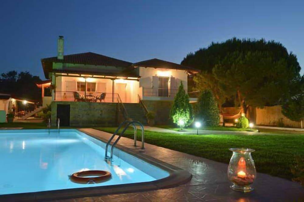 Villa Dimeon