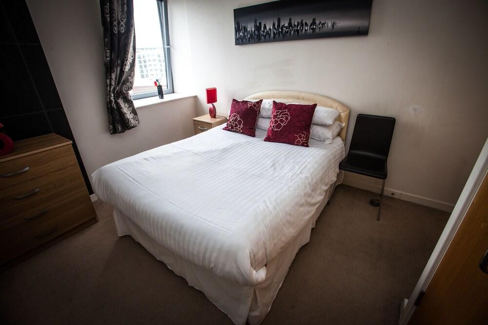 Cranbrook House Serviced Apartments