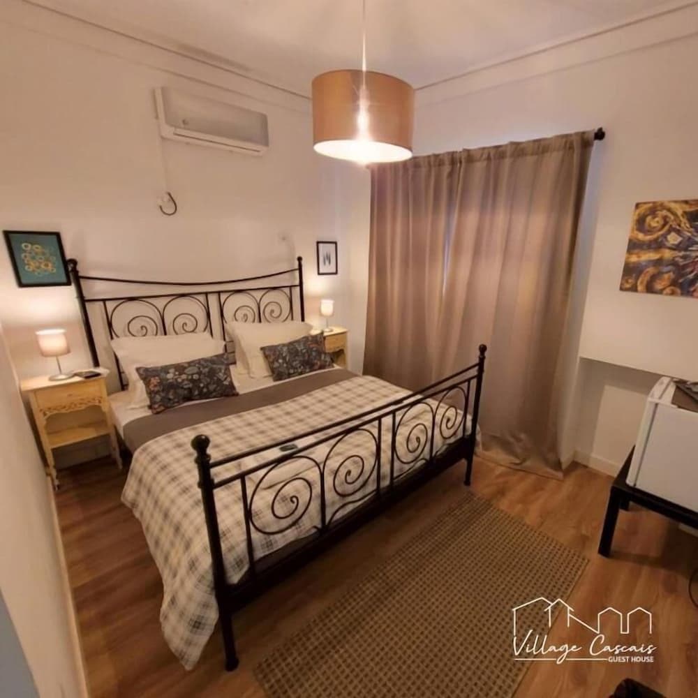 F3 Hostels