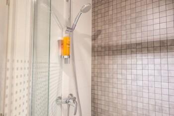 Oneluxstay Antwerp City Centre
