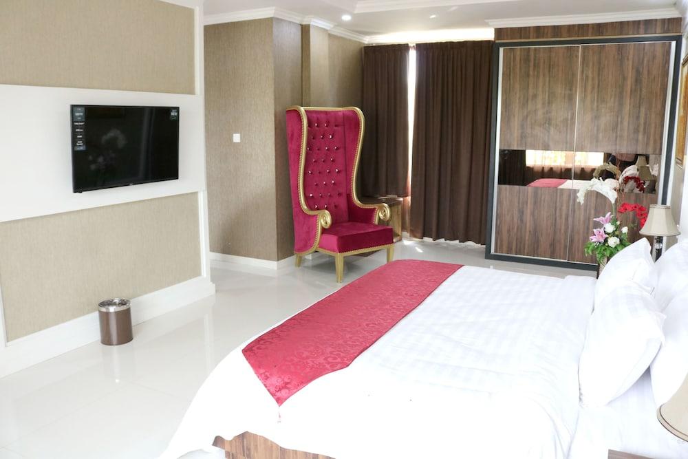 Pancur Gading Hotel & Resort