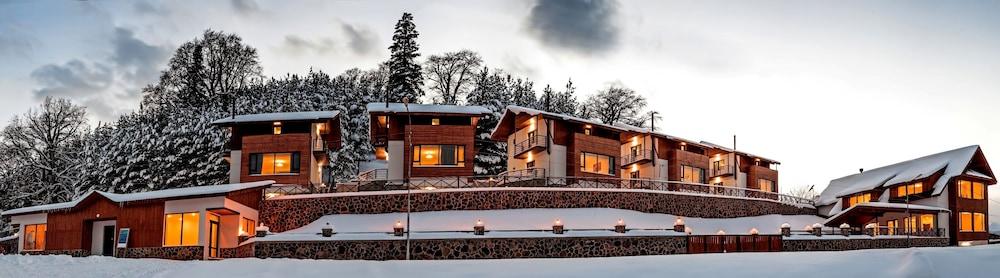 Crystal Hill Villas