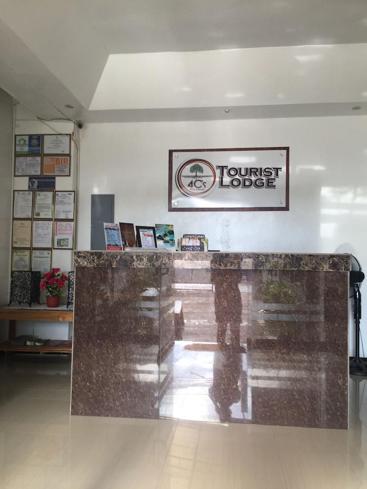 4C's Tourist Lodge