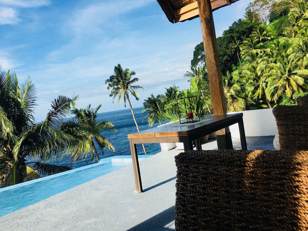 Bintana Sa Paraiso
