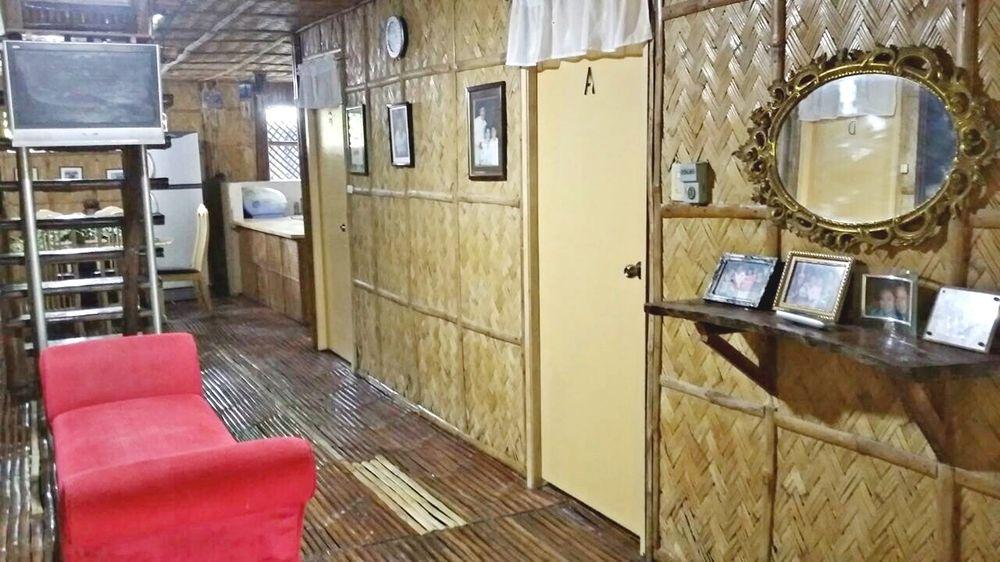V House