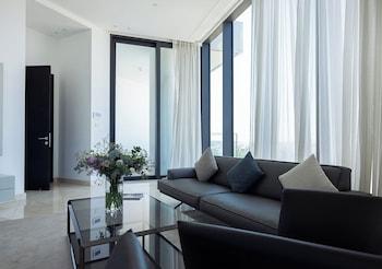 Central Park Residence