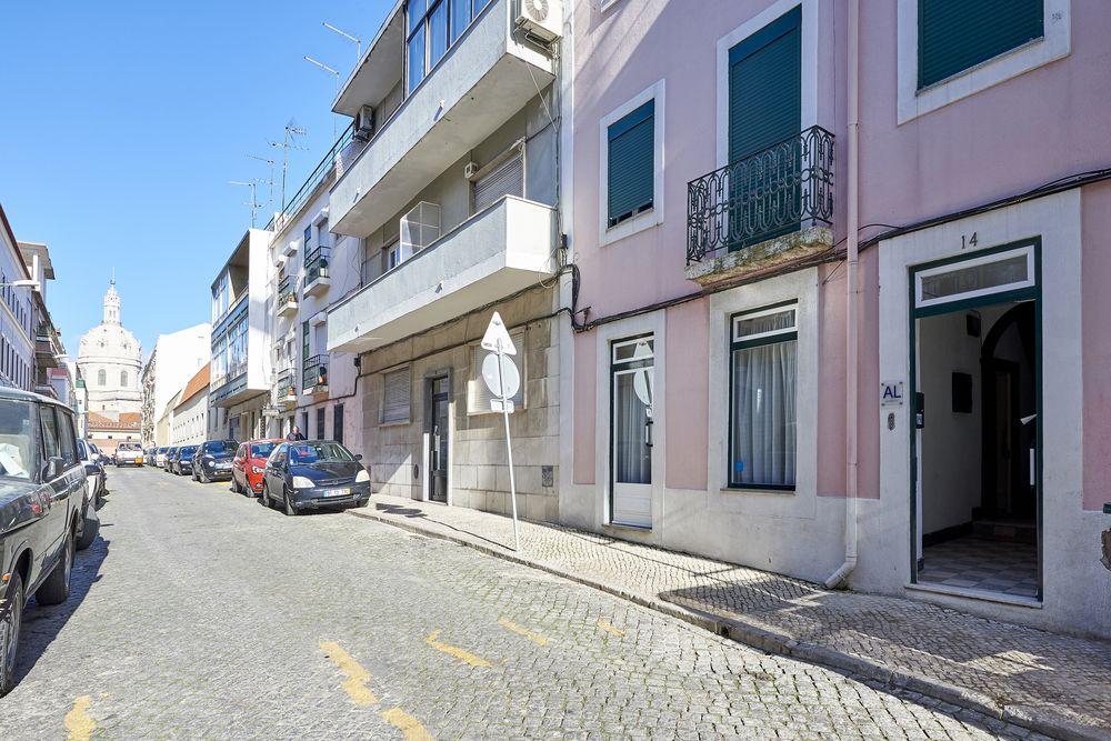 Discovery Apartment Estrela