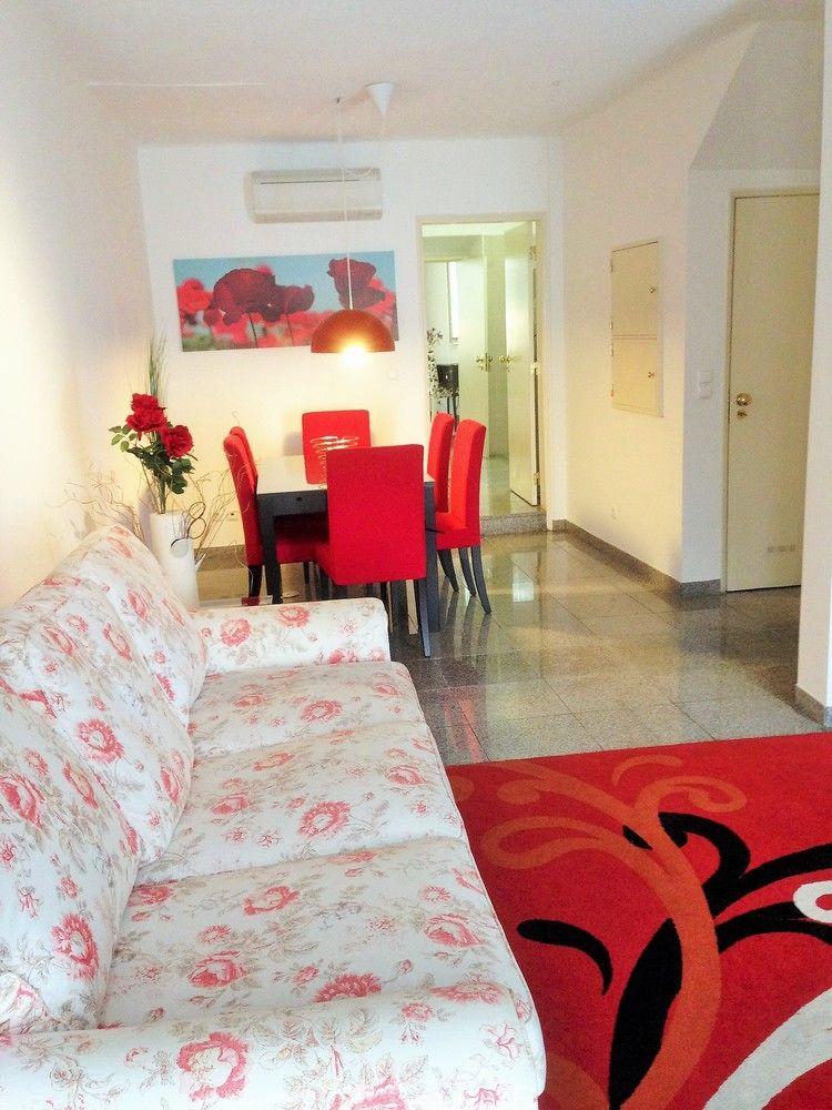Discovery Apartment Estrela