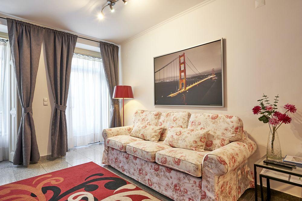 Discovery Apartment Estrela