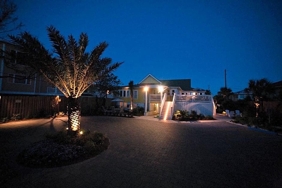 Georgianne Inn & Suites