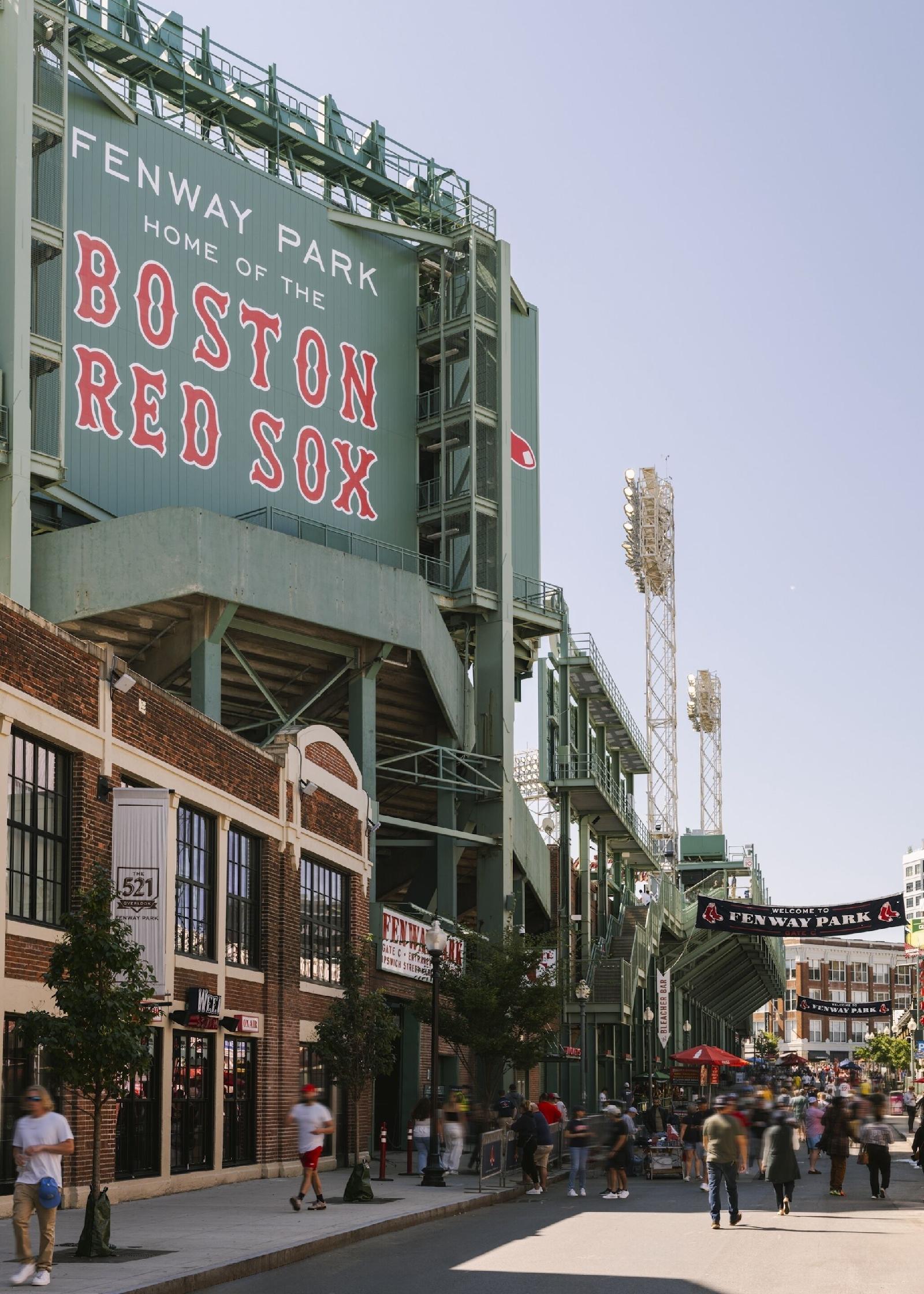 Pierce Boston by Sonder