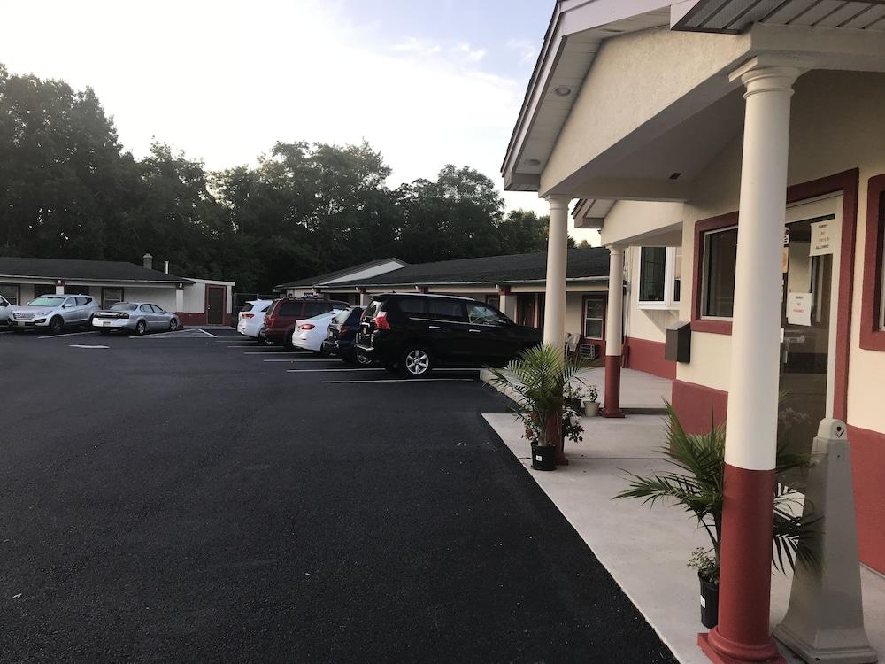 Passport Inn And Suites