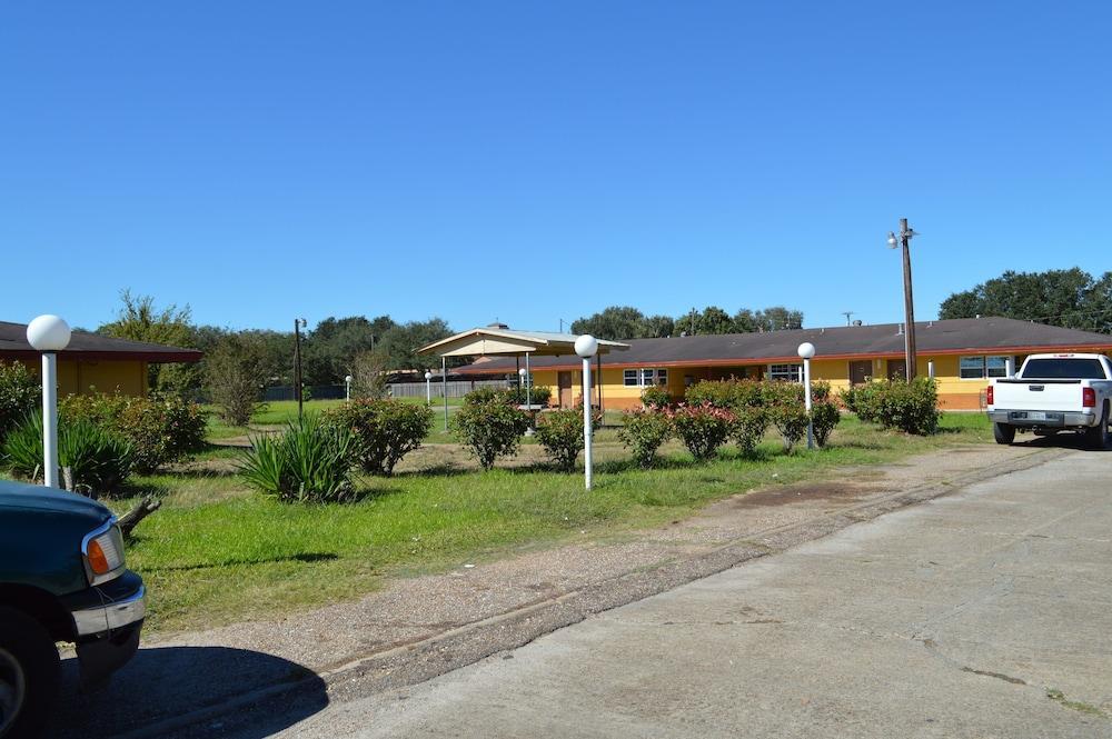 Paradise Inn