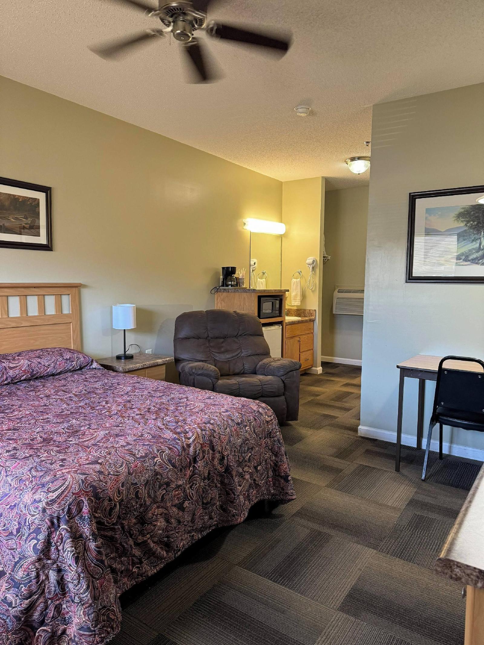Weiss Lake Lodge