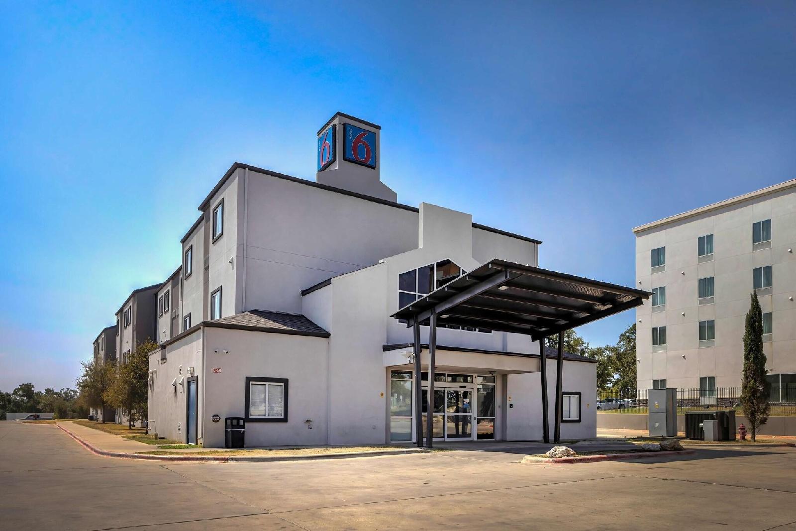Motel 6 Cedar Park