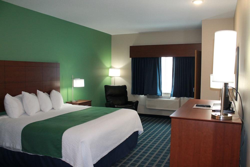 Brookstone Lodge and Suites