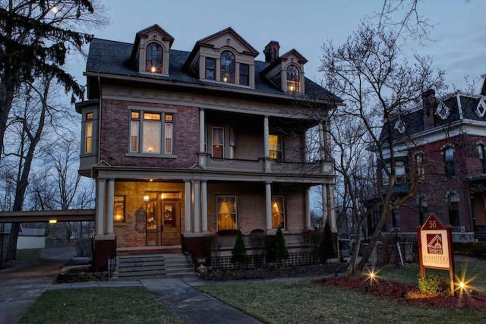 Barrister's Bed & Breakfast
