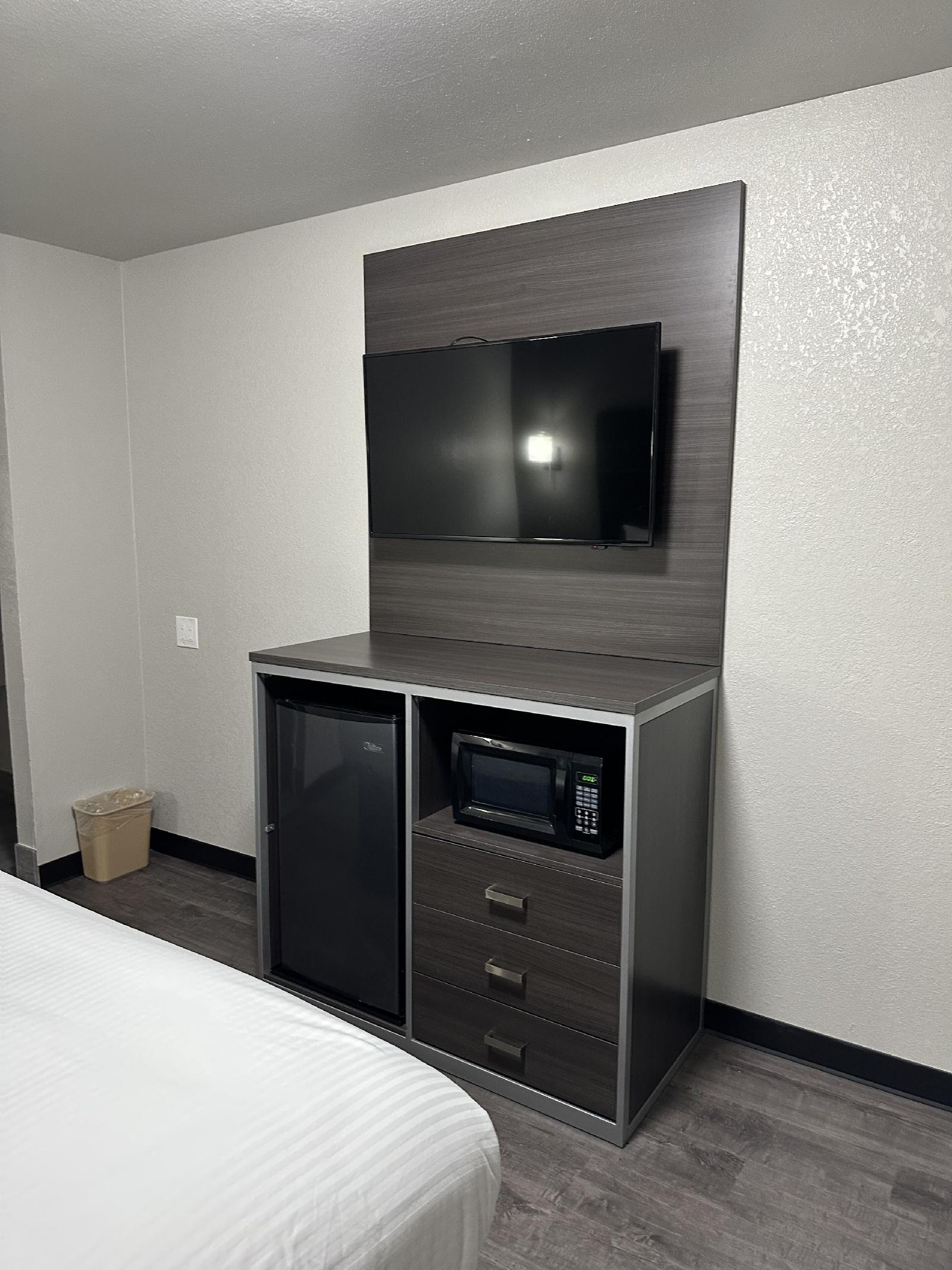 Sleepy Traveler Motel