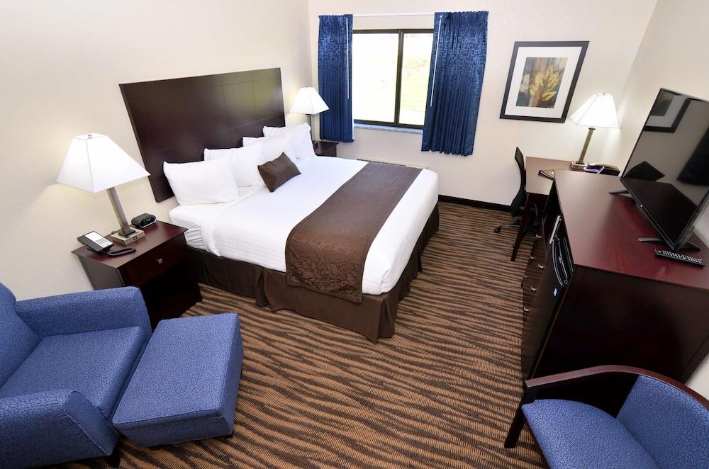 Cornerstone Inn & Suites