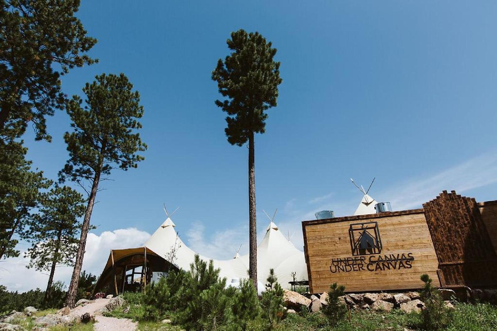 Under Canvas Mount Rushmore