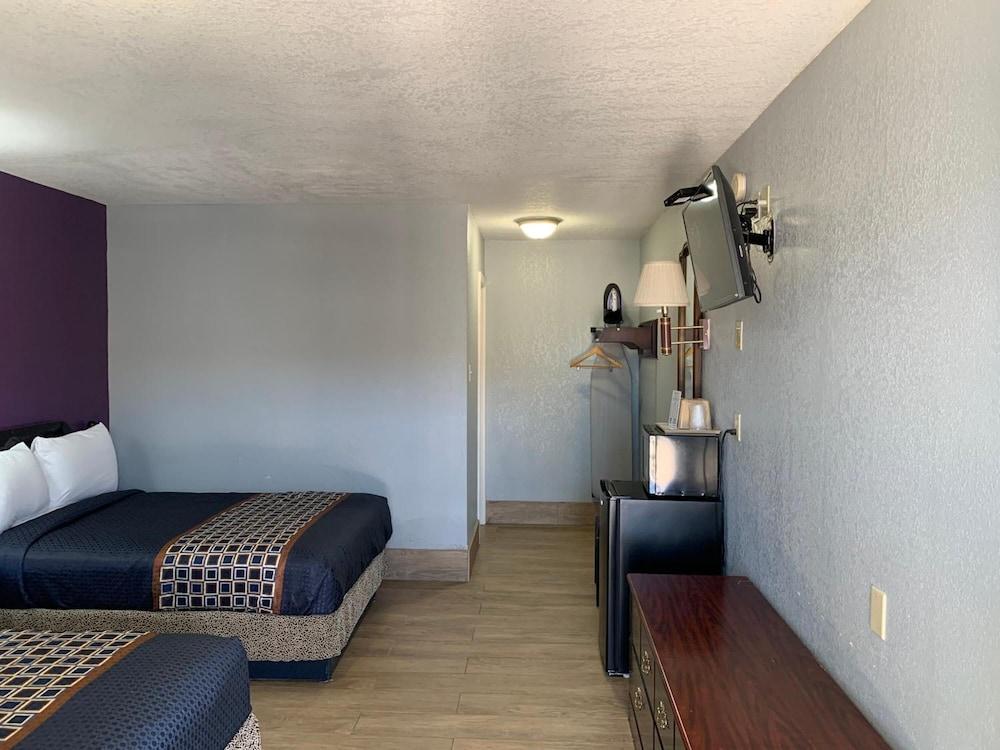 Texas Inn Aiport McAllen