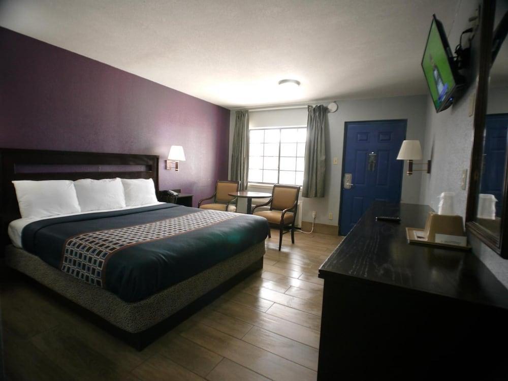 Texas Inn Aiport McAllen