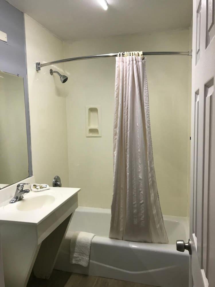 Texas Inn Aiport McAllen