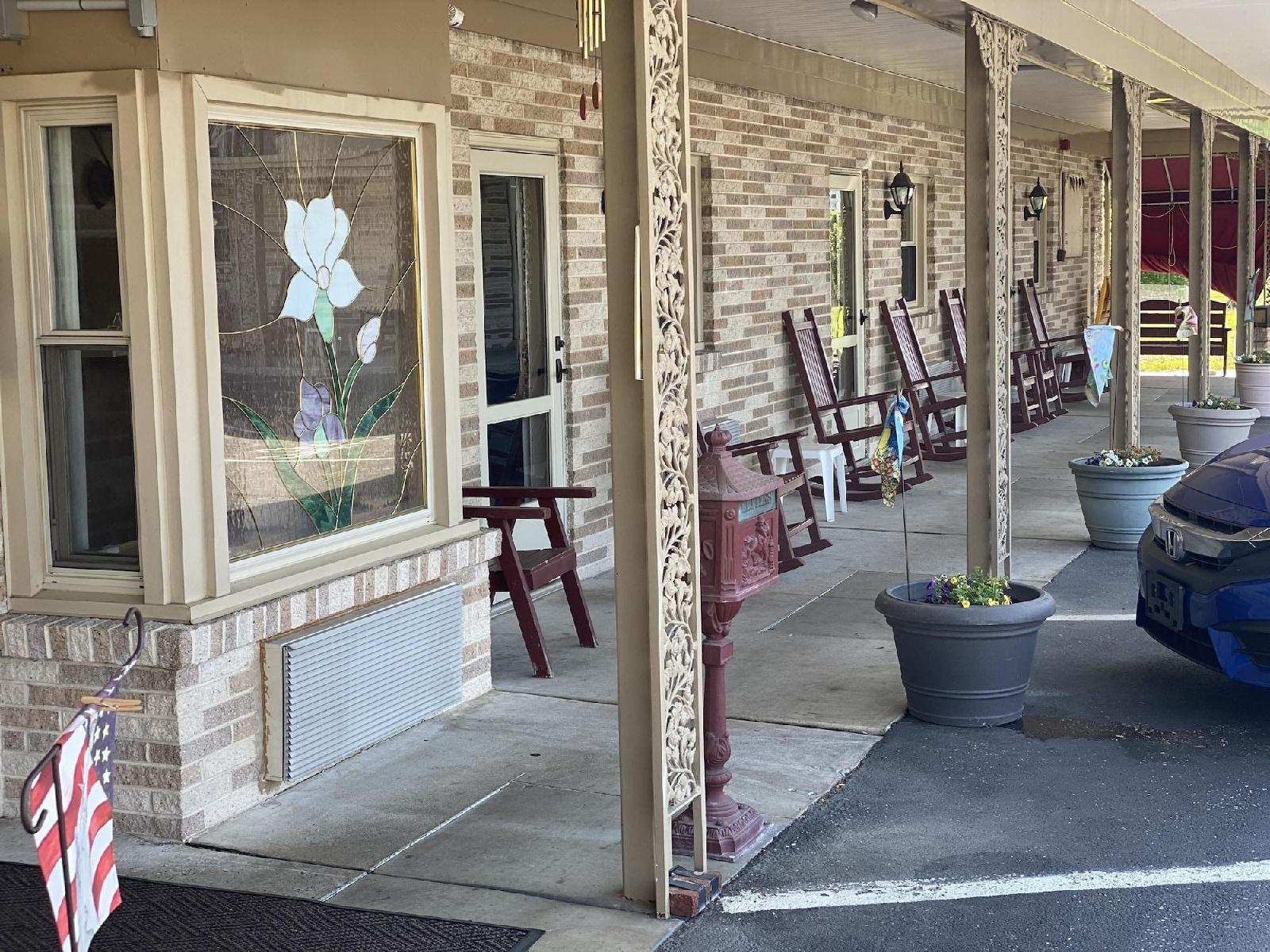 White Rose Motel