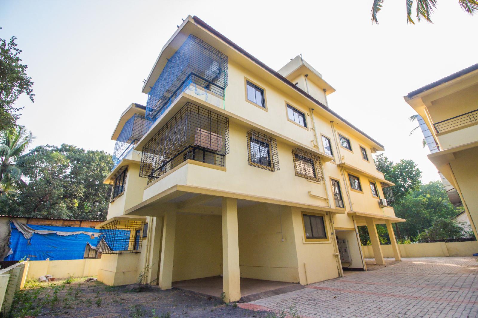 OYO Home 11349 Sunlit 2BHK
