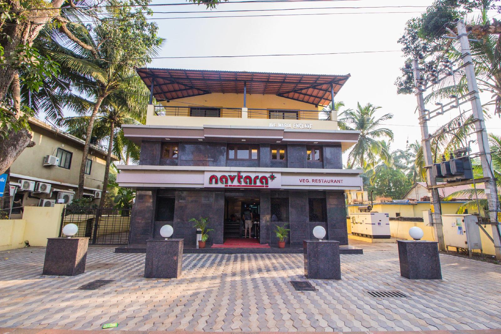 OYO Home 11349 Sunlit 2BHK