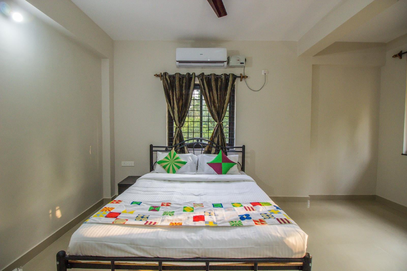 OYO Home 11349 Sunlit 2BHK