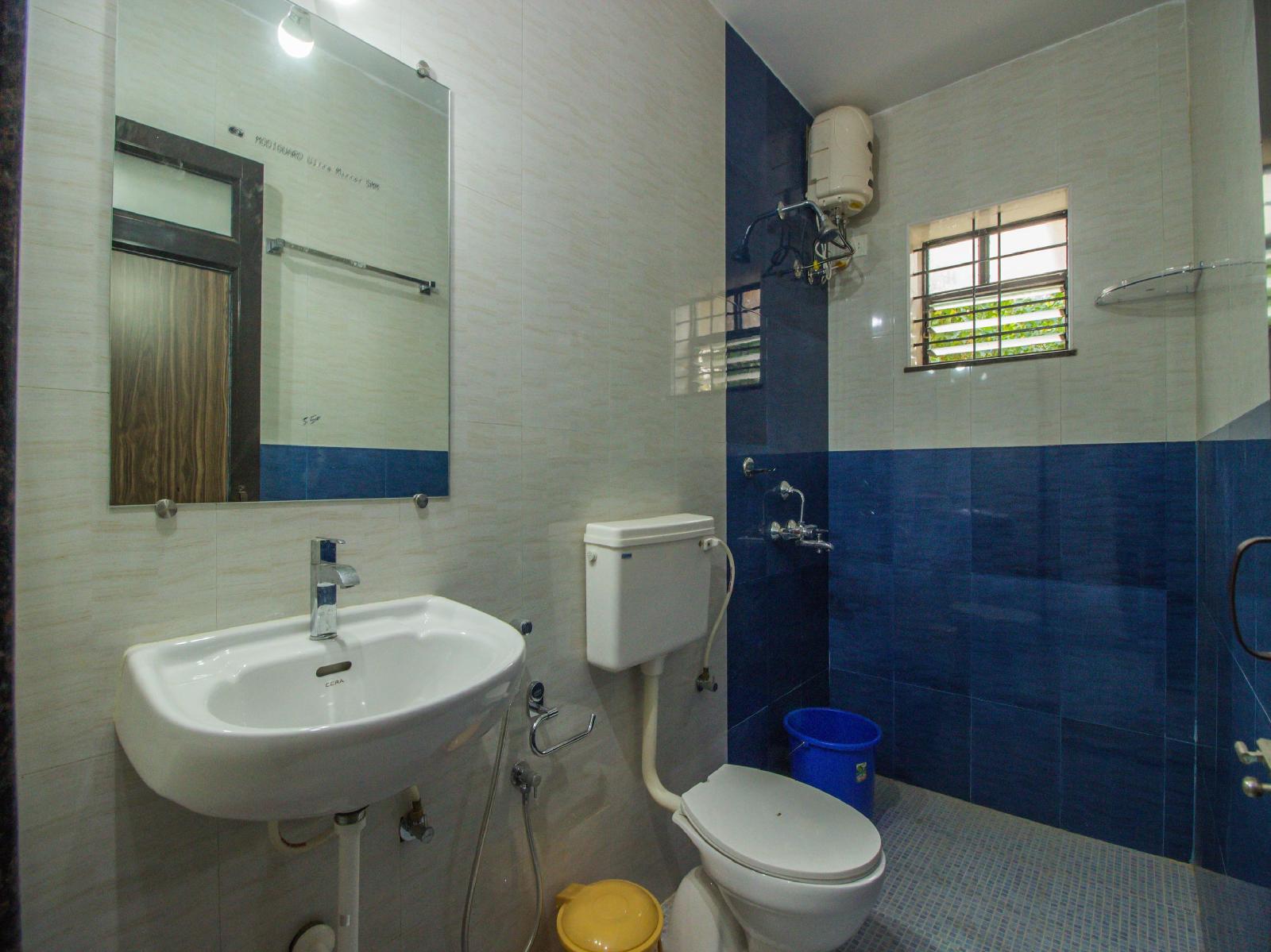 OYO Home 11349 Sunlit 2BHK