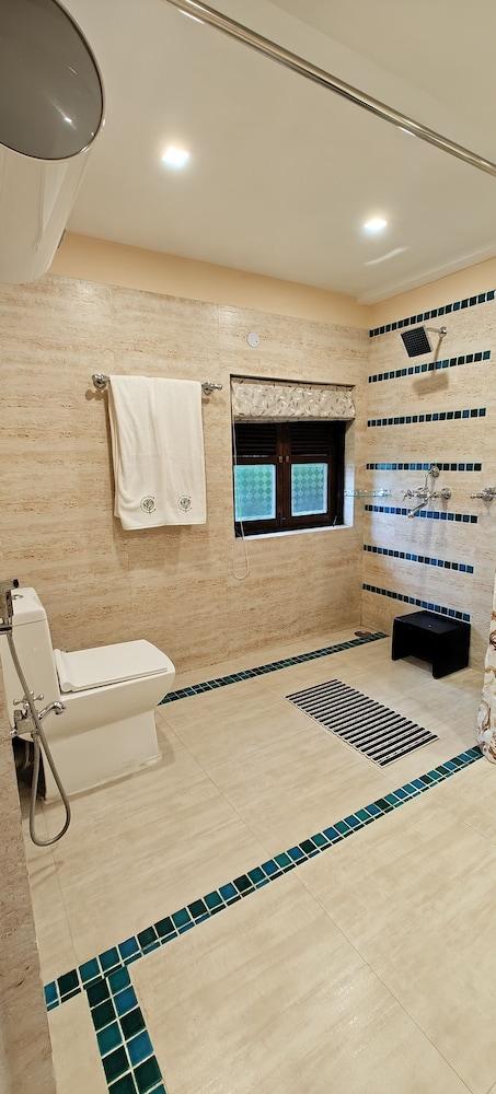 Chamong Chiabari Mountain Retreat & Spa