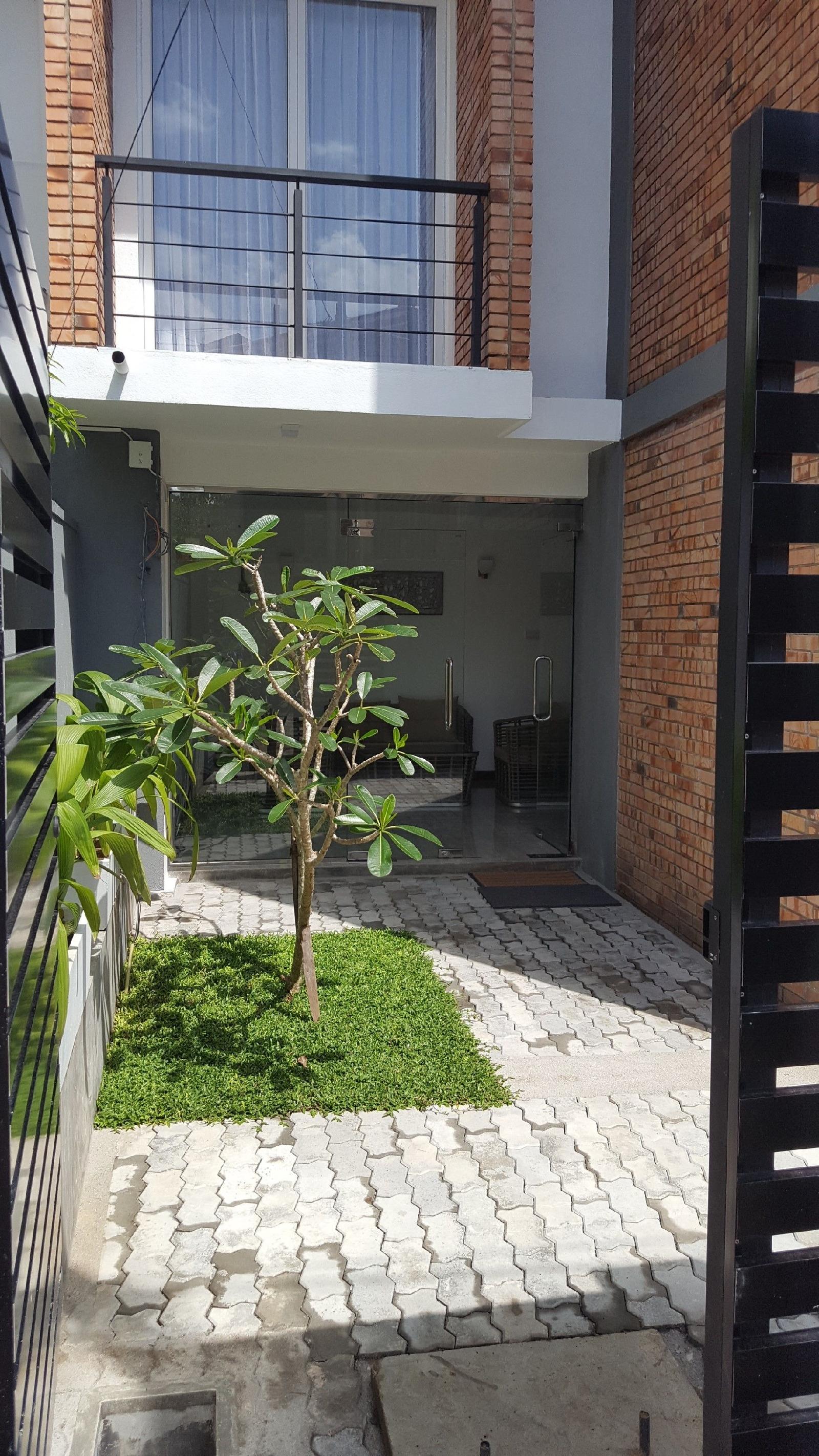 Kmc Villa