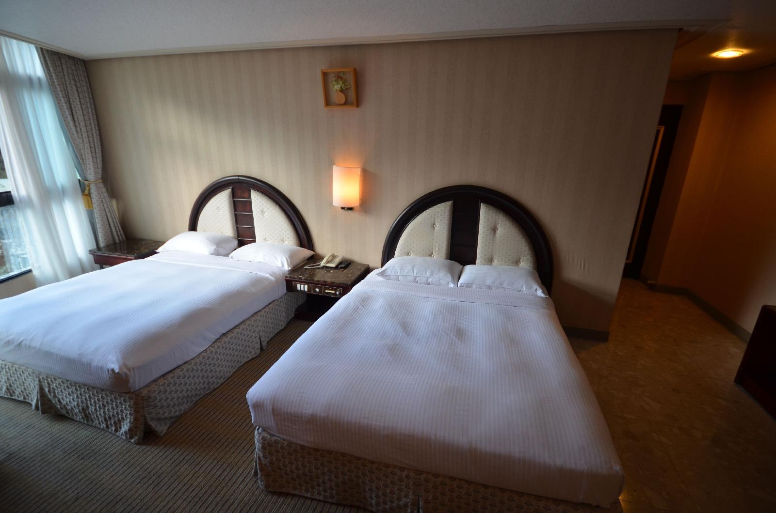 Honey Moon Hotel