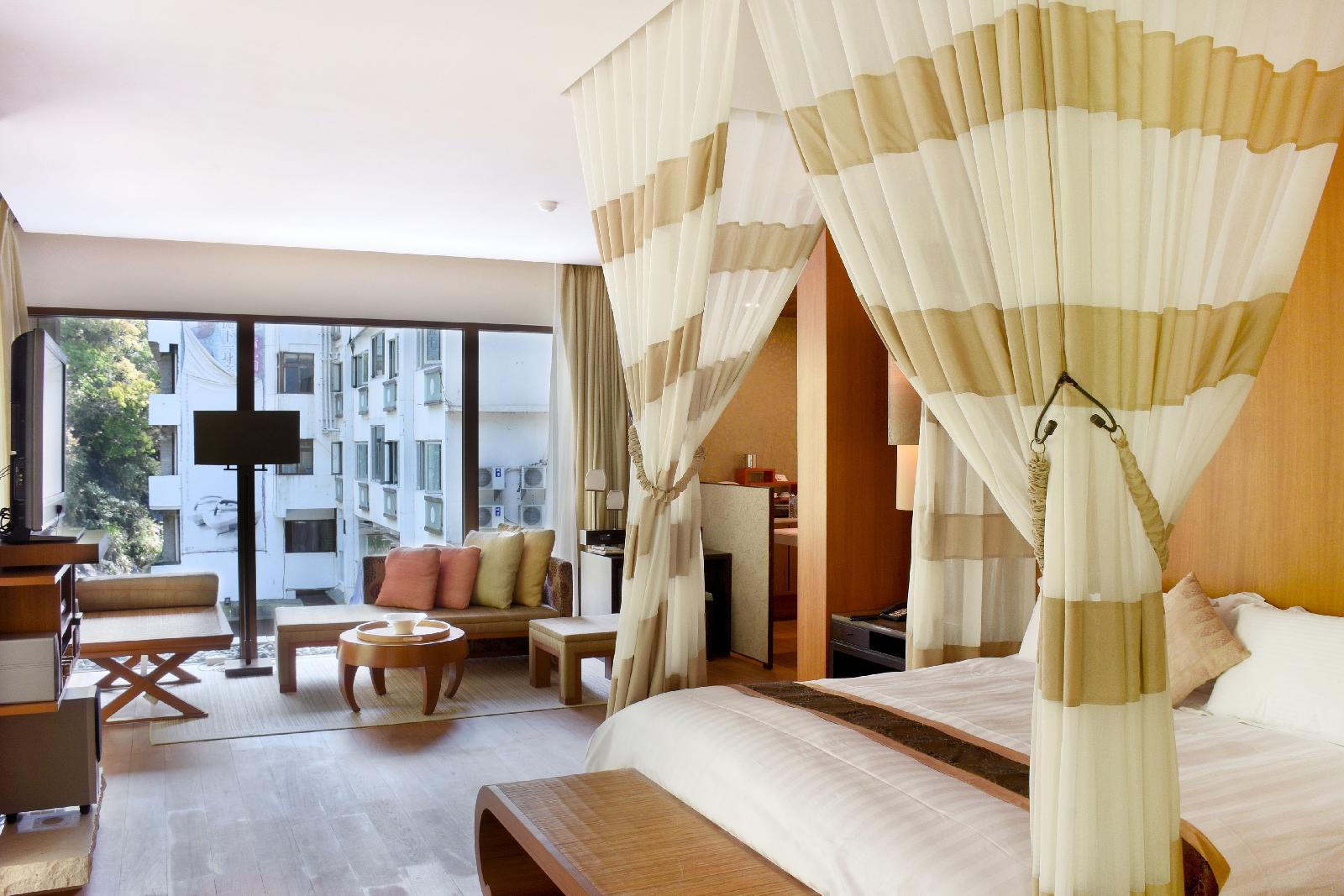 Honey Moon Hotel