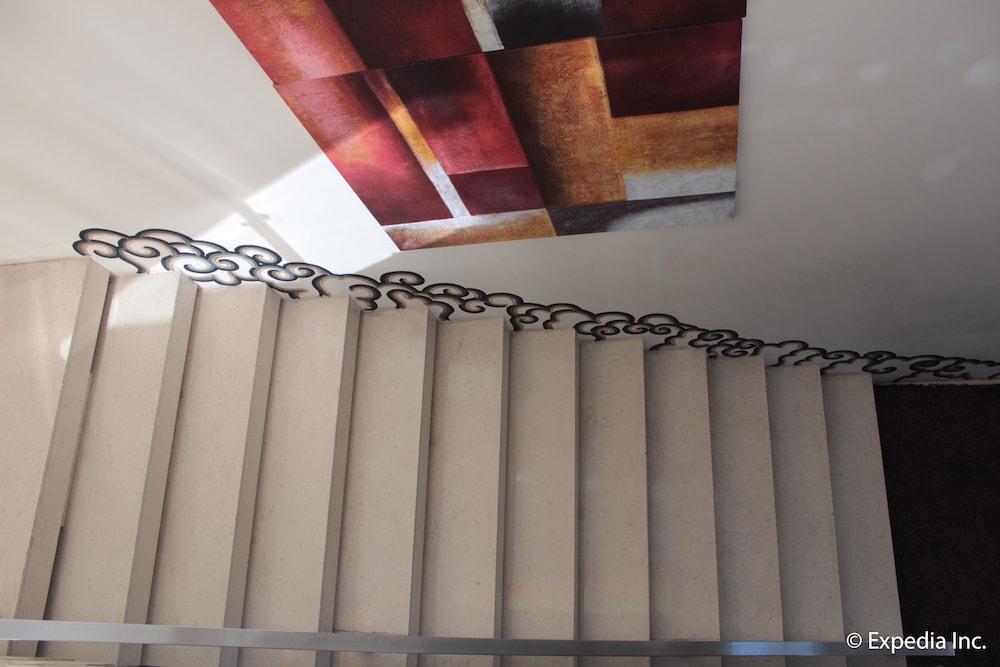Segara Suites
