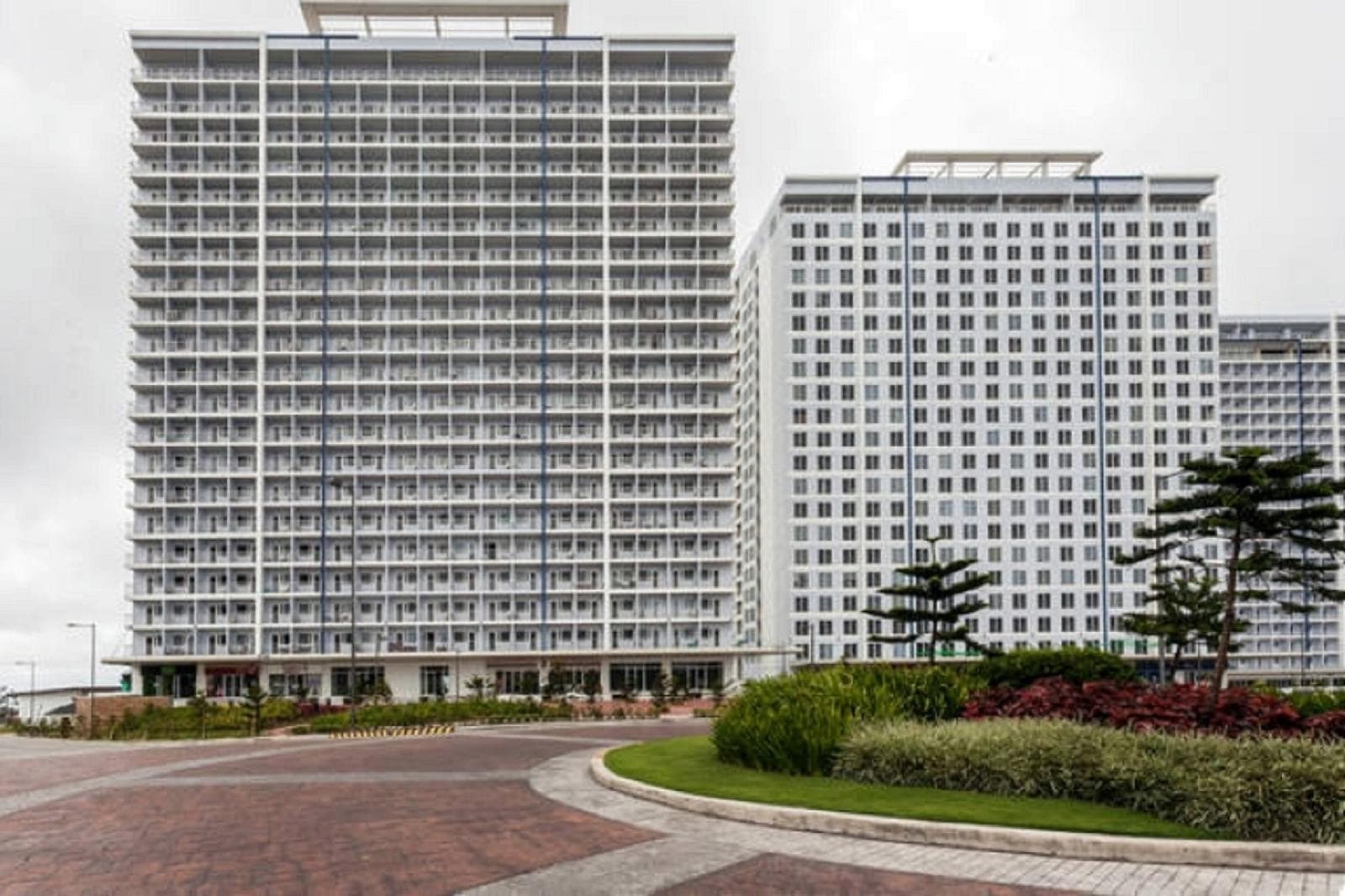 Wind Residences by Blowing in the Wind