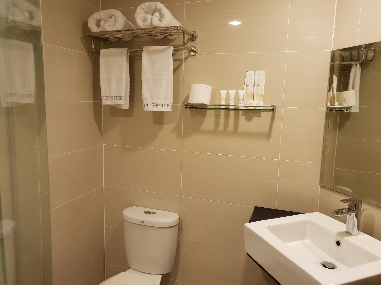LUXE In Venice - The Venice Residences