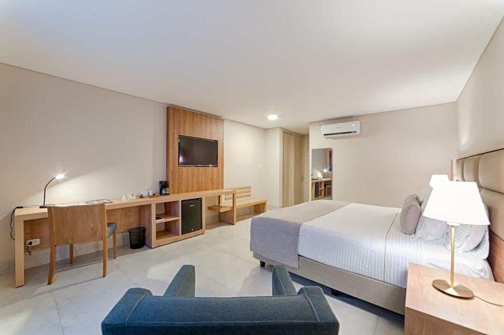 Hotel MS 100 Ciudad Jardin