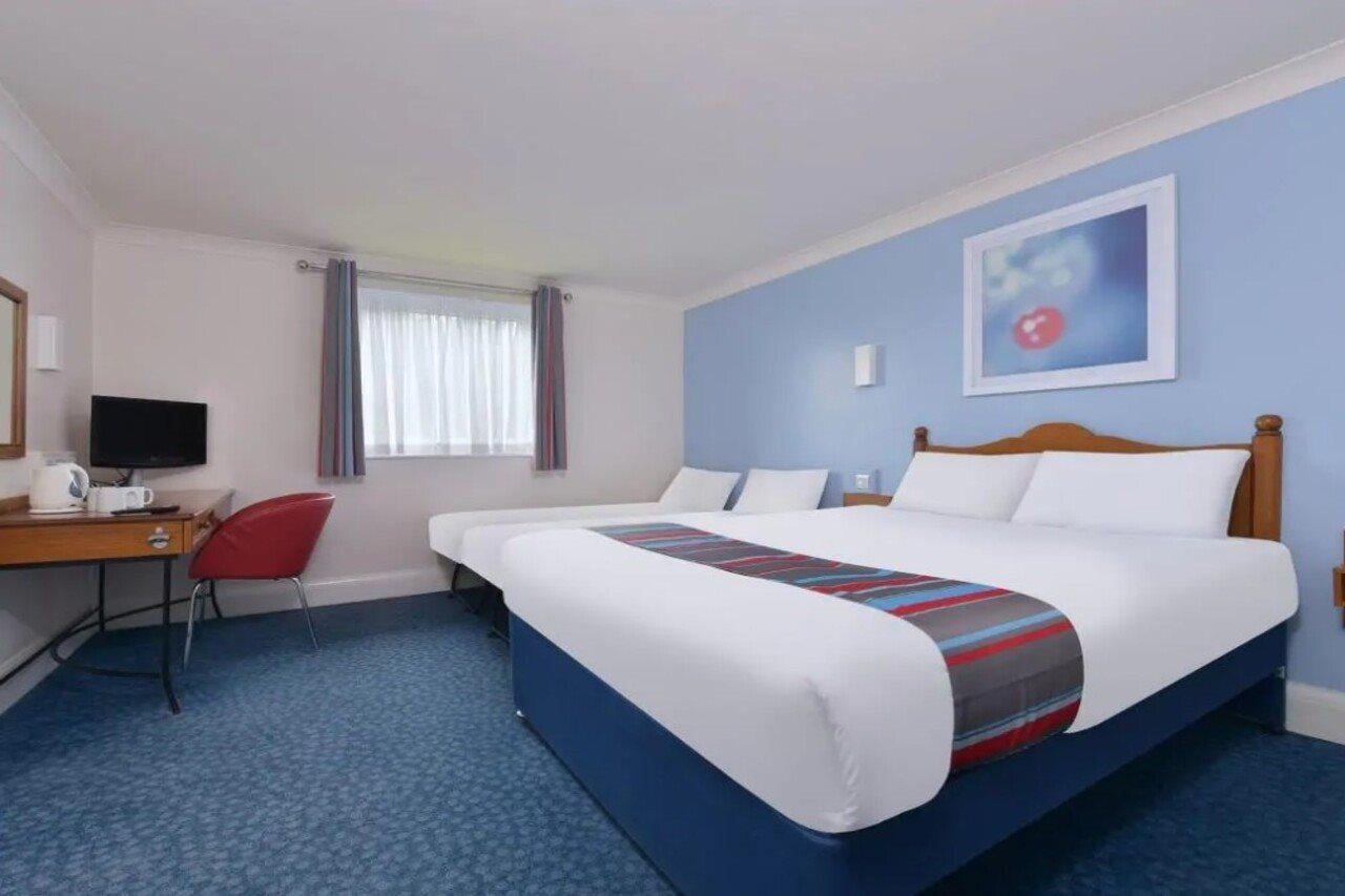 Travelodge Cardiff Airport Hotel