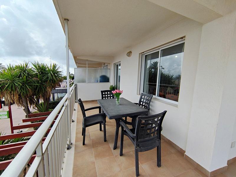 Apartamentos Gandía primera línea de playa 3000