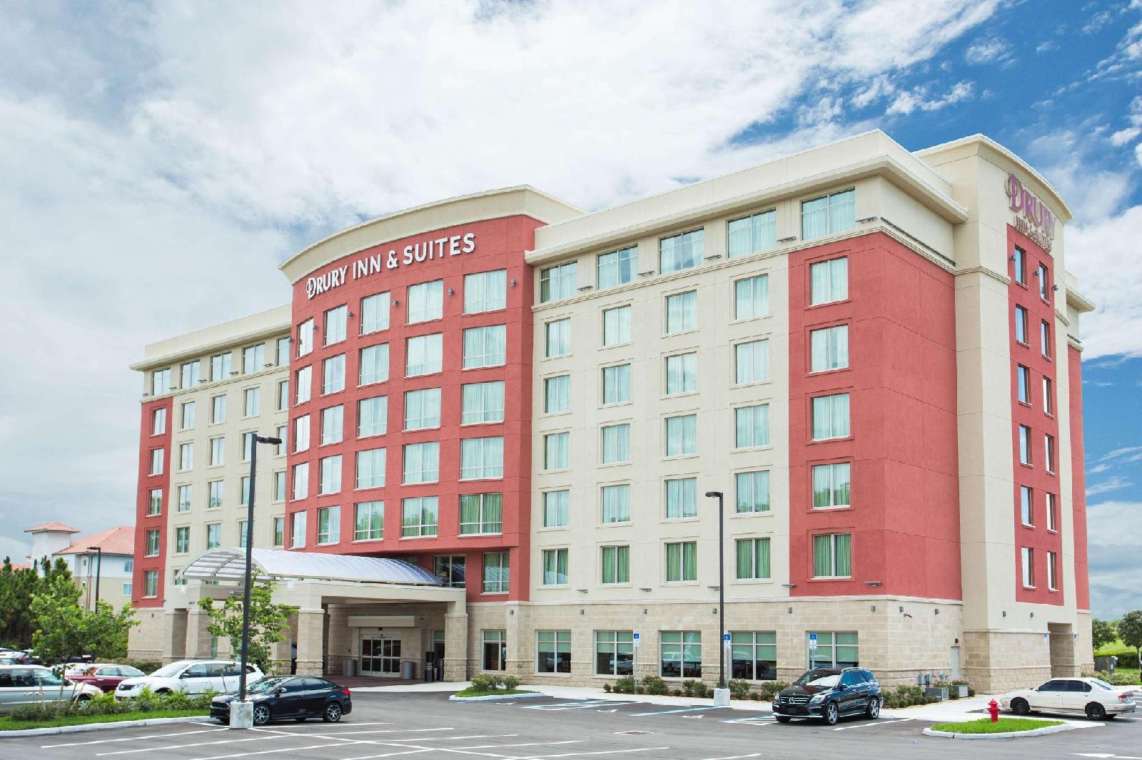 Drury Inn & Suites Fort Myers At I 75 And Gulf Coast Town Center