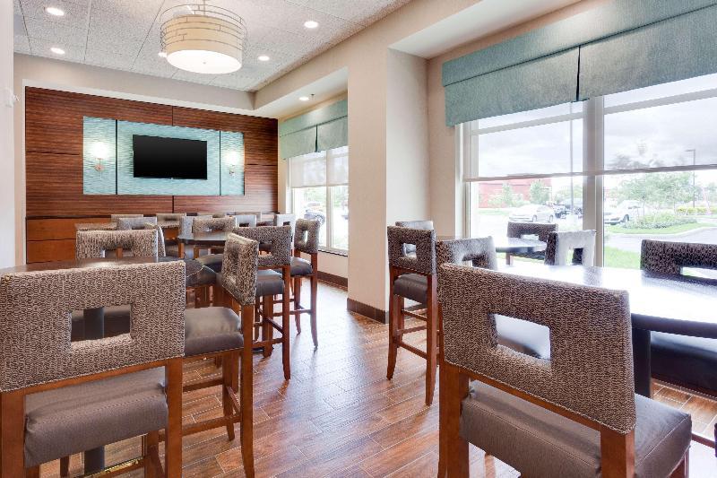 Drury Inn & Suites Fort Myers At I 75 And Gulf Coast Town Center