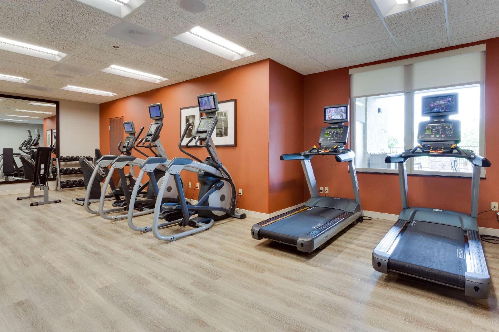Drury Inn & Suites Fort Myers At I 75 And Gulf Coast Town Center