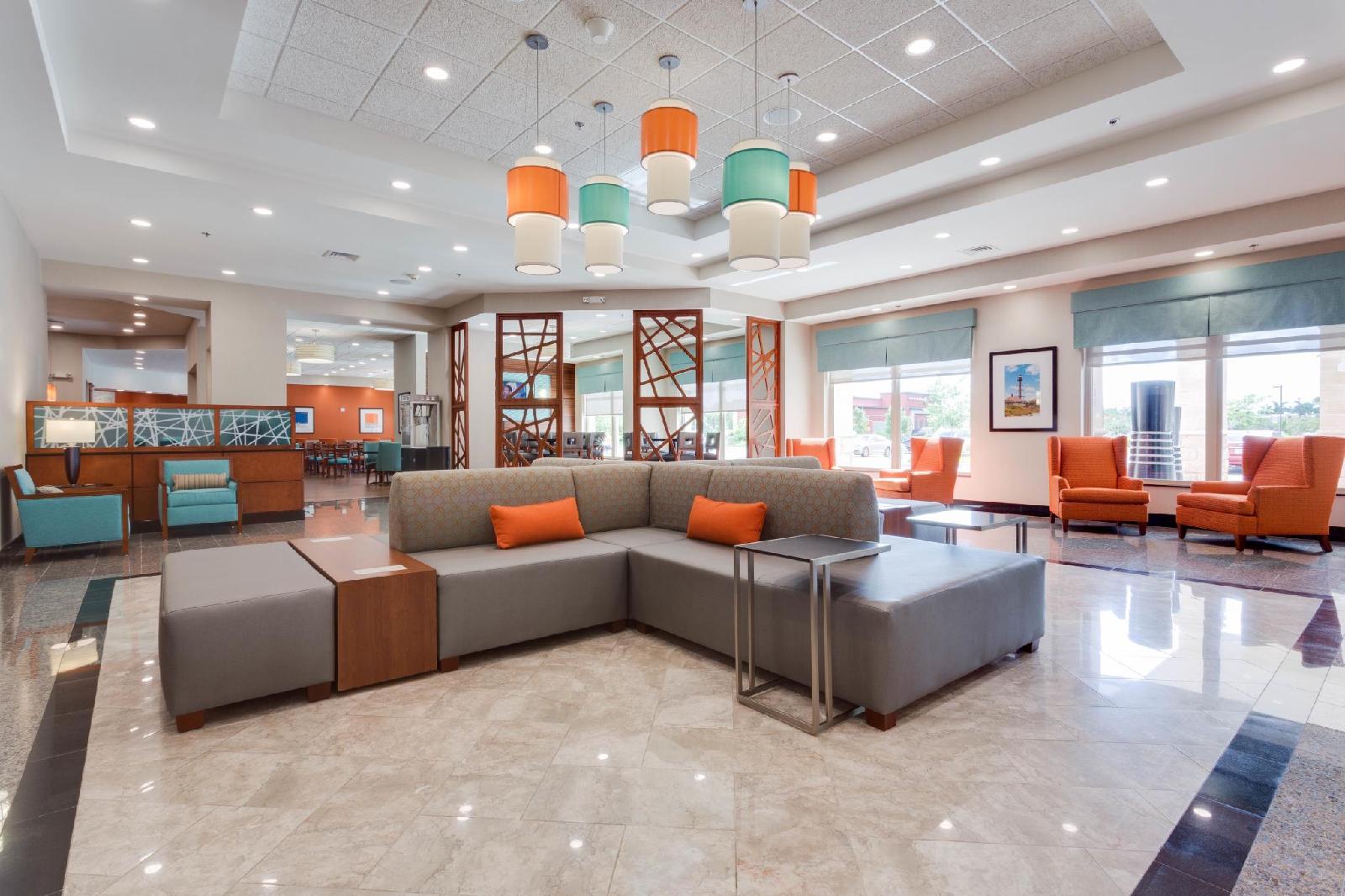 Drury Inn & Suites Fort Myers At I 75 And Gulf Coast Town Center