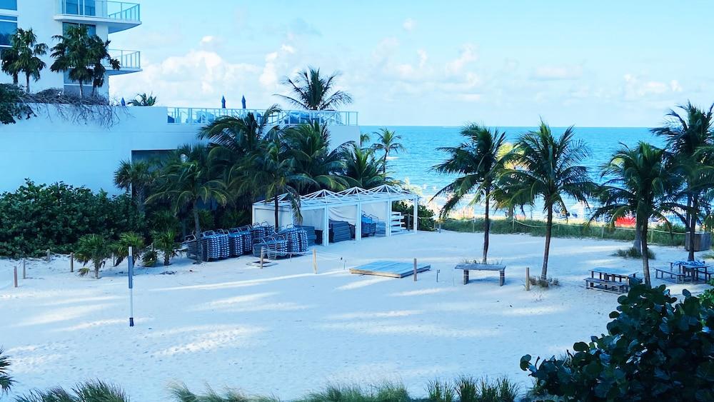 Hyde Beach Resort Rentals