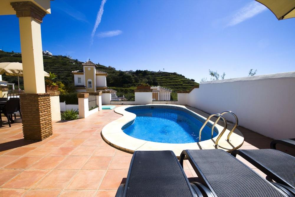 Villa Tamango Hill Canovas Nerja